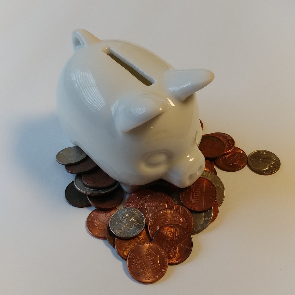 6/$25 Miniature pig porcelain piggy bank - Picture 2 of 6